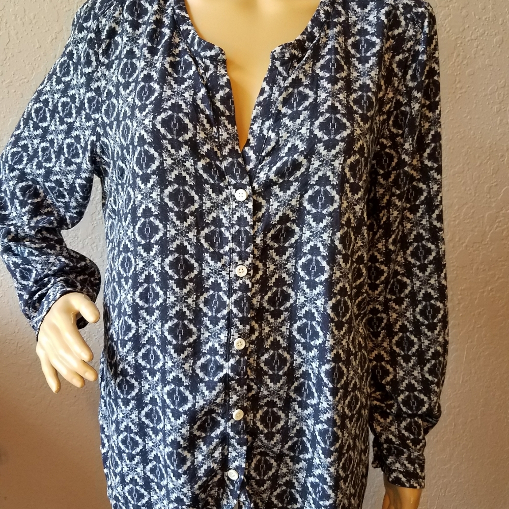 women's navy blue Eddie Bauer blouse